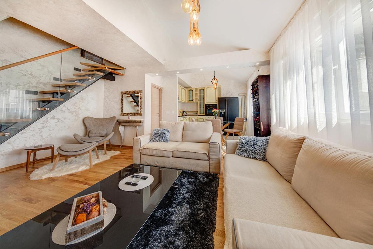 Kings Apartments พอดโกริกา ภายนอก รูปภาพ